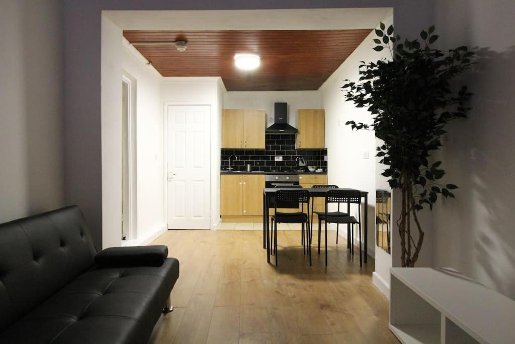 One Bedroom City Centre Apartment - Flat 3 Southampton Exterior photo